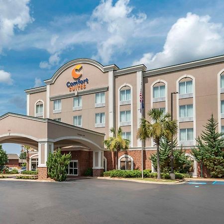 Comfort Suites Airport Luckney Экстерьер фото